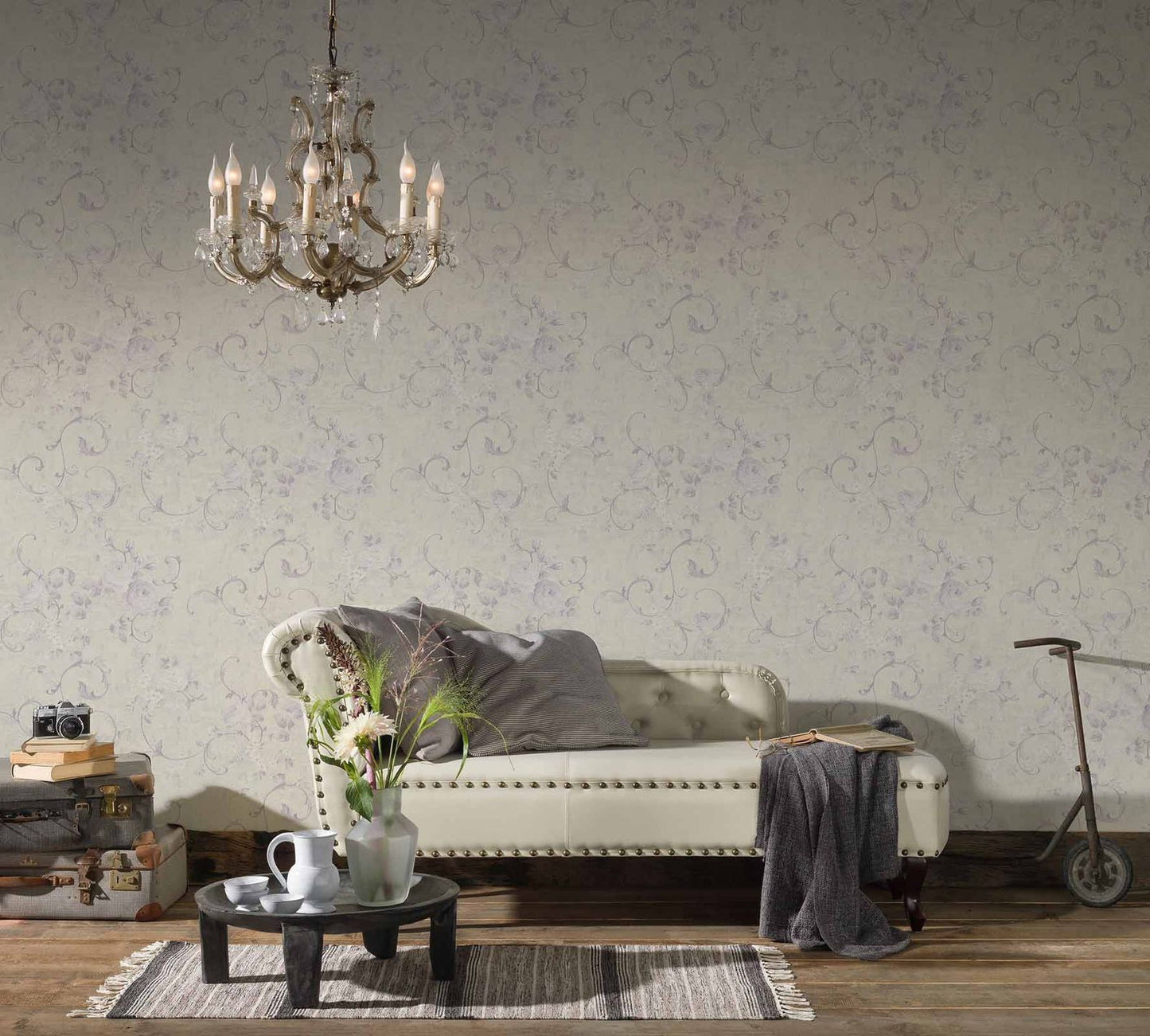 A.S. Creation Tapete Vlies Große Blüten Creme Violett 37224-5